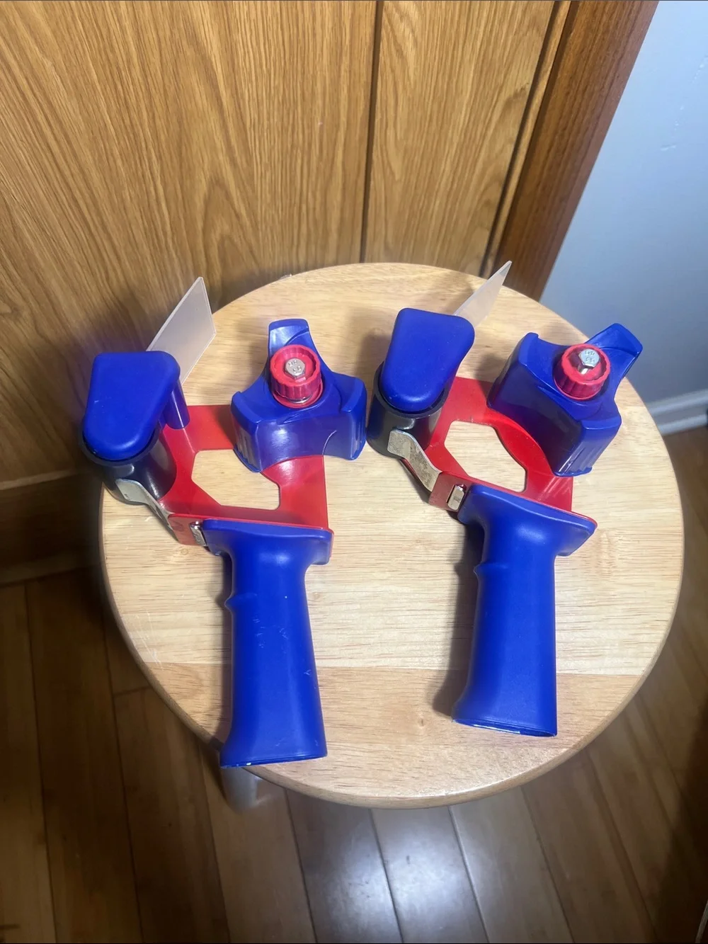 Heavy-Duty Packing Tape Dispenser — Red and Blue Shipping Tool
